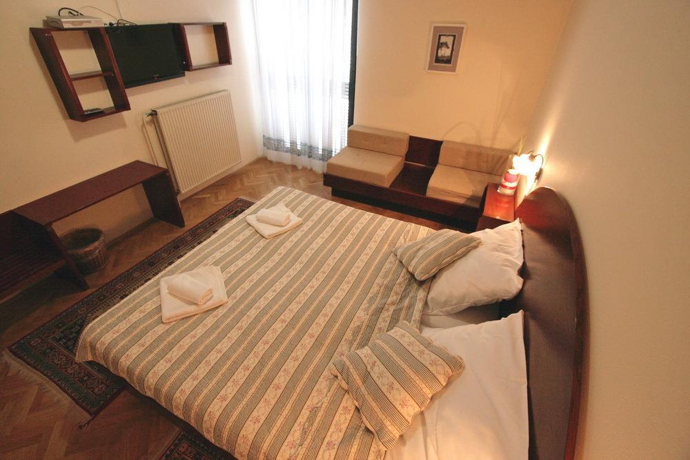 מלון Kostanjevica na Krki Gostilna Zolnir חדר תמונה